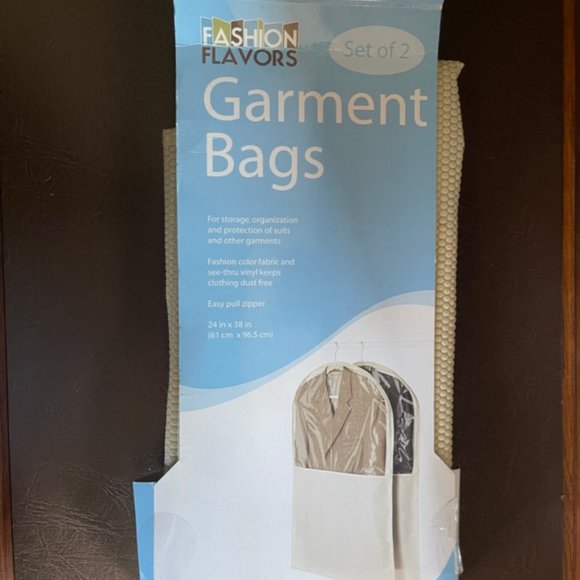 New Fashion Flavors Garment Bag/ Carrier for Hanging Clothes 24" x 38" ( 1 Bag) - Picture 2 of 2